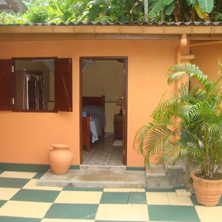 Jacks Bed And Breakfast Talpe Exterior photo