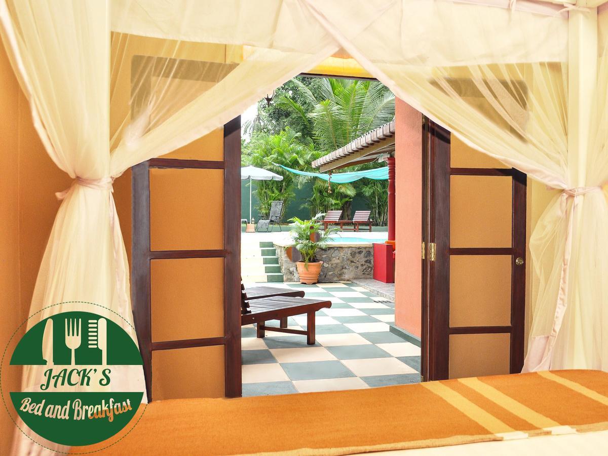 Jacks Bed And Breakfast Talpe Exterior photo